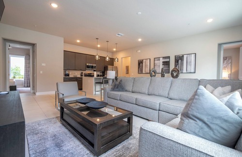 Reunion Apartment | Dreamy Brand New 4BR in Reunion Resort – Great for Families!