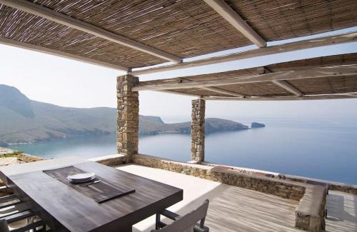 Serifos Villa | Dreamy Cycladic Luxury Summer Villa 1