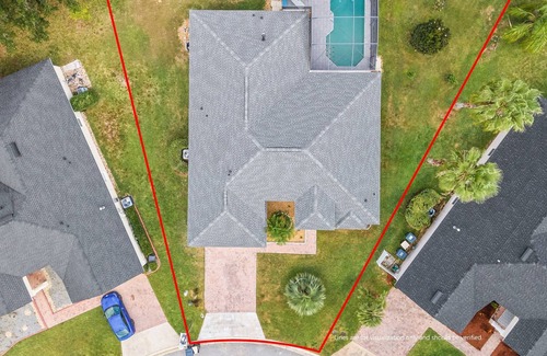 Tuscan Ridge House | Dreamy Disney Vaca- Large Secluded Pool Space- 4 Living Areas & 2 King Suites