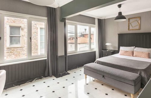 Rumeli Hisari Apartment | Dreamy Flat with Bosphorus View in Rumeli Hisari