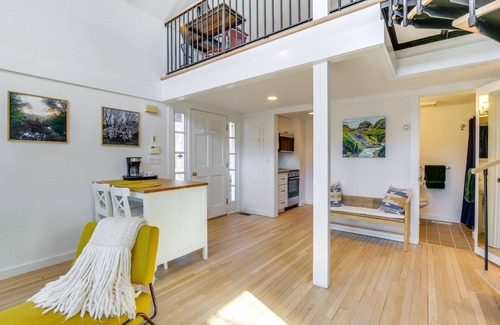 Philipstown Cottage | Dreamy Hudson Valley Cottage w/State Park Views