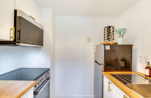 Philipstown Cottage | Dreamy Hudson Valley Cottage w/State Park Views