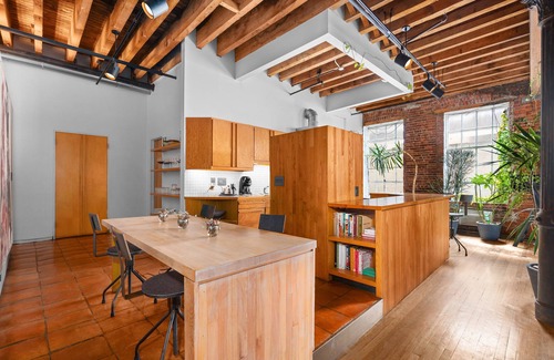 Greenwich Village Apartment | Dreamy Village dream Loft w/HUGE open office, piano, full floor, plants 350sqft