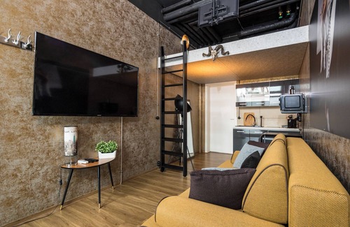Mickten Apartment | Dresden Loft by the Elbe river
