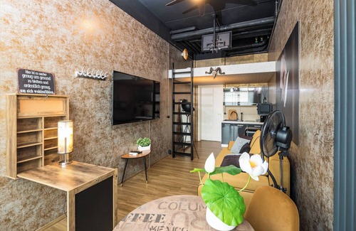 Mickten Apartment | Dresden Loft by the Elbe river