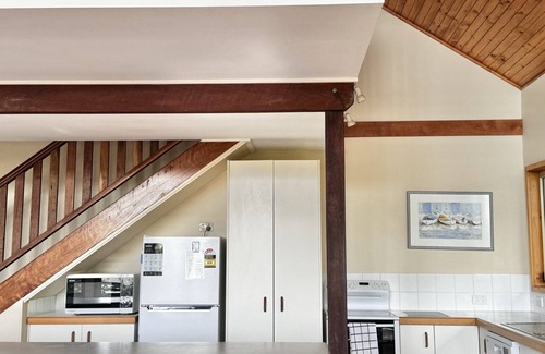 Angourie Apartment | Drift, 1/8 Bay Street