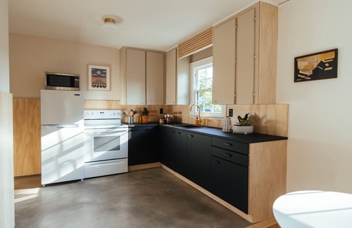 Sunset Park House | DRIFT AWAY by DW