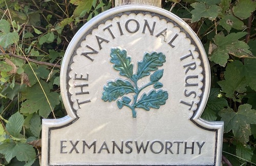 Hartland House | "Driftwood" A cosy cottage in Hartland, on the edge of Coastal path.