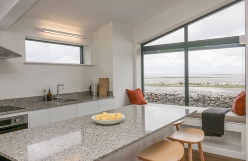 Baycliff Cottage | DRIFTWOOD COTTAGE, pet friendly, with open fire in Ulverston