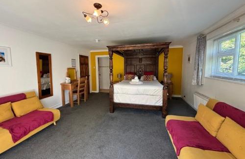 St. Agnes Bed & Breakfast | Driftwood Spars