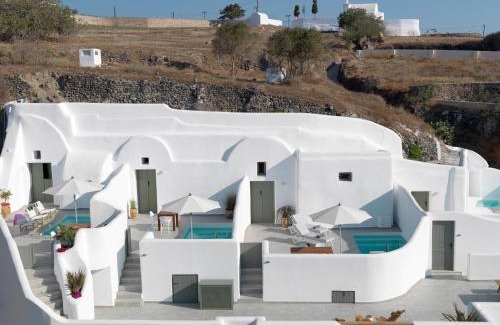 Messaria Apartment | Drops Cave Houses