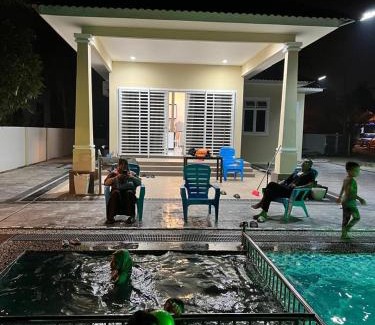 Kota Bharu House | DSiti HOMESTAY with POOL