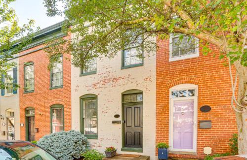 Downtown House | Dtwn at Your Door Historic Frederick Gem with Yard!