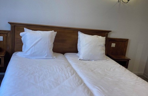 La Ferte-Gaucher Hotel | Du Sauvage