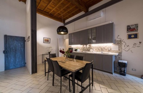 San Lorenzo Apartment | Duallook superior apartment in the city center of Florence