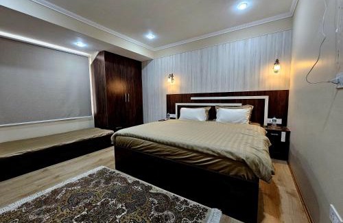 Srinagar Hotel | DUAS Residency