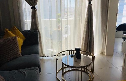 Greater Johannesburg Metropolitan Area Apartment | Dubai 2