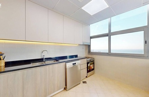 Dubai Marina Apartment | Dubai Marina Apt | City & Sea Views Near JBR Beach