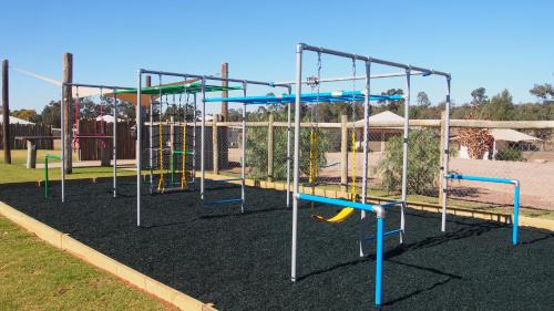 Dubbo Other | Dubbo Rhino Lodge
