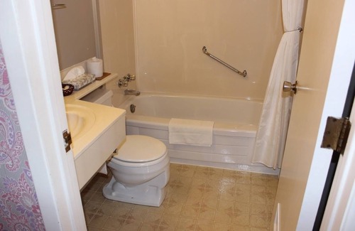 Margaree Harbour Hotel | Duck Cove Inn