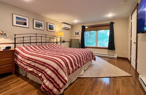 Monticello Cabin | Duck Cove Lodge Lakefront with Sauna