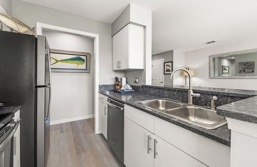 Manteo Condo | Duck Crossing: Canalfront, Dog-friendly, Short Stays OK, Community Amenities