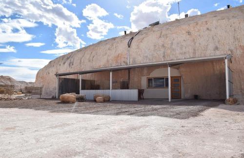 Coober Pedy Bed & Breakfast | Dug Out B&B