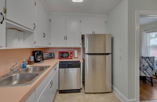 Durham Apartment | Duke East Campus 2BR Buchanan