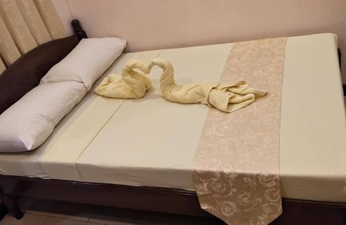 Toledo City Hotel | Dumdum Residences