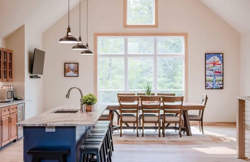 Sturgeon Bay House | Dunes, Cave Point, Clark Lake Dog & Kid Friendly