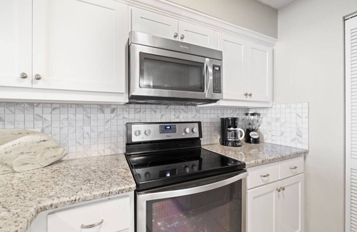 Thomas Drive Apartment | Dunes of Panama C504