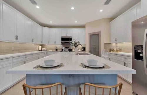 Bermuda Dunes House | Dunes Paradise Modern Getaway