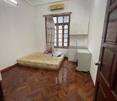 Yen Phu Hotel | Dung Home - 51 Nghi Tàmm