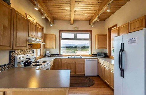 Sequim House | Dungeness Bay Beach House Tranquil Beach Getaway