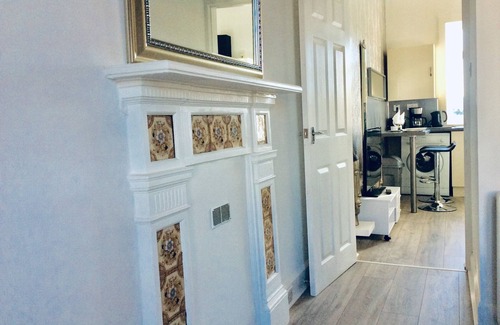 Kilmun Apartment | DUNOON - TOWN CENTER PRIVATE LUXURY HOLIDAY HOME APARTMENT, FULLY EQUIPPED,WIFI.