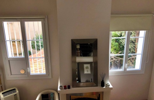 Aix-en-Provence Historic Centre Apartment | Duo-Loft in a historic building in Aix old town, with aircon, enhanced cleaning