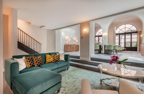 Duomo Apartment | Duomo Penthouse Luxury Apartment In Florence By Palazzo Pazzi Vitali