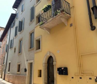 Verona City Centre Apartment | Duomodeluxe relais