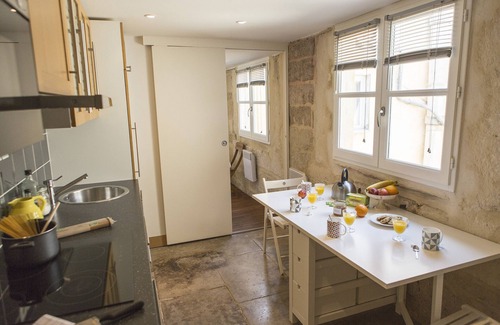 Montpellier City-Centre Apartment | Duplex église st roch - Première conciergerie