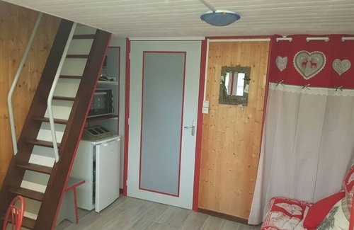 La Bourboule Apartment | Duplex 24m2 Avec Terrasse et Chambre en Mezzanine. Proche du Mont Dore