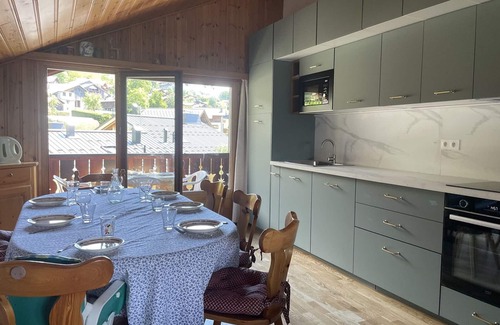 Les Carroz-d'Araches Apartment | Duplex 3 Rooms for 7, Bright Living Space, 3 Balconies, Near Ski Lifts (300m)
