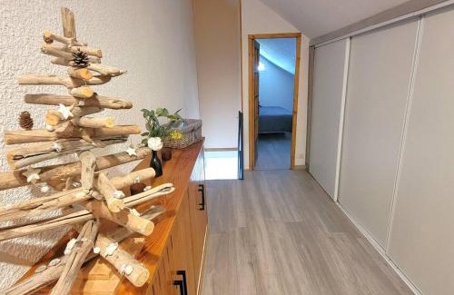 Saint-Michel-de-Chaillol Apartment | Duplex 6 pers - Centre station - Ski/Randonnées - Balcon - FR-1-393-177