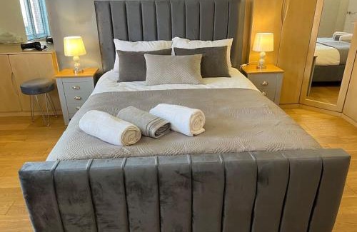 Oldham Apartment | Duplex Apartment in Greater Manchester