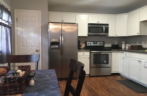 North Chesterfield Apartment | Duplex Apt (Moonlight Suite)