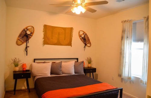Drake Hotel | Duplex Cabin at The Woolly Bugger Inn (#15)