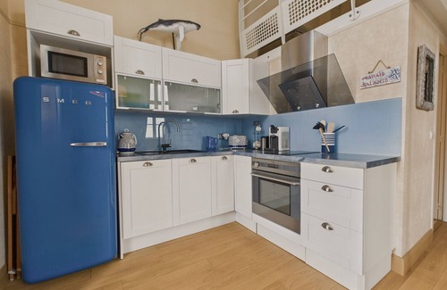 Le Croisic Apartment | Duplex for 4 with balcony and direct beach access