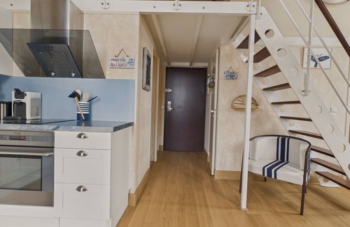 Le Croisic Apartment | Duplex for 4 with balcony and direct beach access