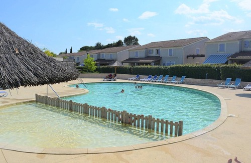 Vallon-Pont-d'Arc House | Duplex for 6 with Terrace, A/C, Heated Pool & Parking in Vallon-Pont-d'Arc