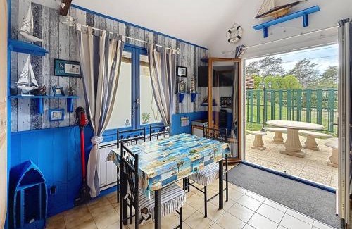 Merville-Franceville-Plage Apartment | Duplex avec Jardin Privé pour 4 Pers. à 400m de la Plage - Merville-Franceville - FR-1-465-110