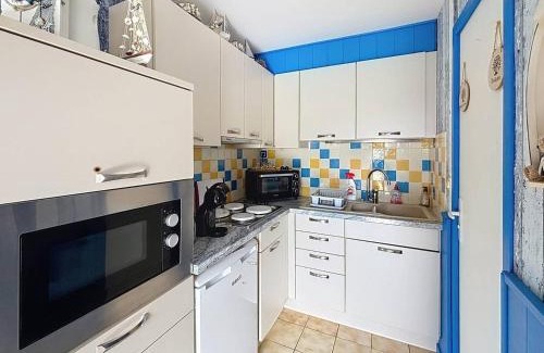 Merville-Franceville-Plage Apartment | Duplex avec Jardin Privé pour 4 Pers. à 400m de la Plage - Merville-Franceville - FR-1-465-110